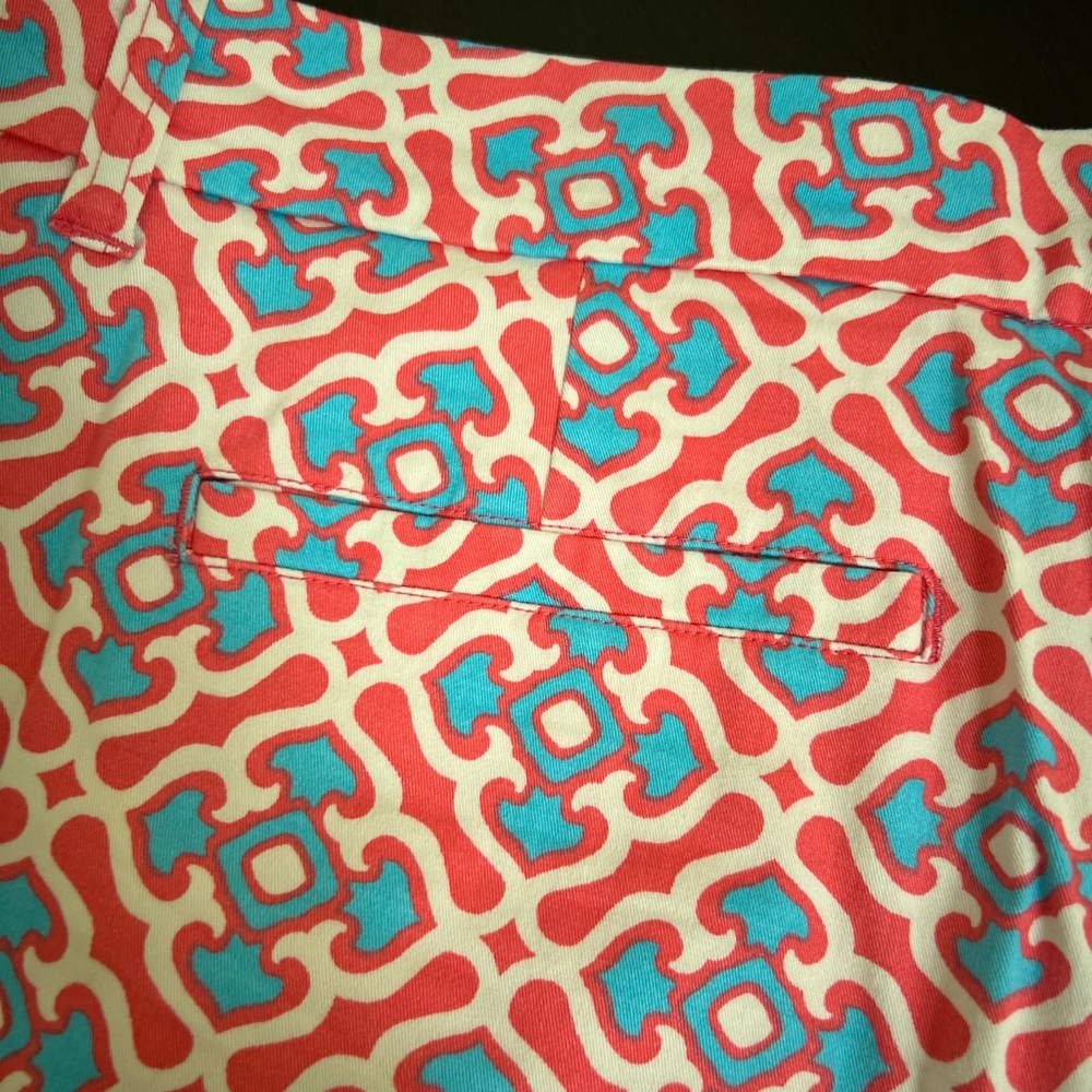Crown and Ivy Brightly Patterned Shorts in Size 12 - Picture 2 of 5